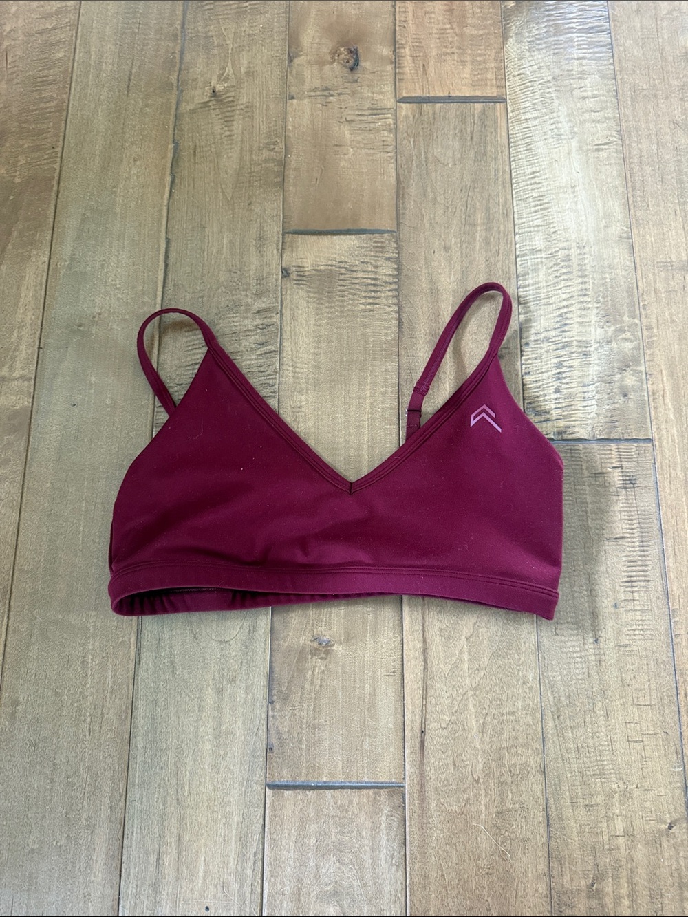 Oner Active Women's Maroon V-Neck Sports bra